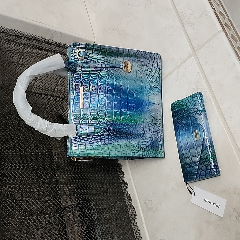 π₯³πHOST PICK!ππ₯³ ππ₯³ BRAHMIN Blue Topaz Small Caroline Satchel & Wallet π₯³π - Picture 2 of 14